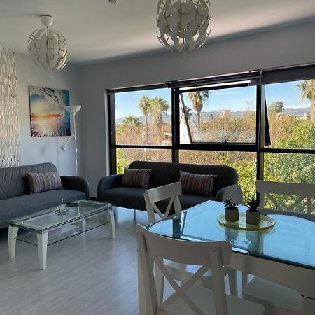 Tecnocordoba II Aparcamiento Privado Gratuito Y Piscina Appartement Buitenkant foto