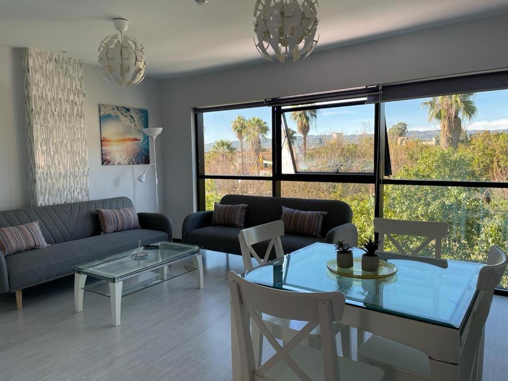 Tecnocordoba II Aparcamiento Privado Gratuito Y Piscina Appartement Buitenkant foto