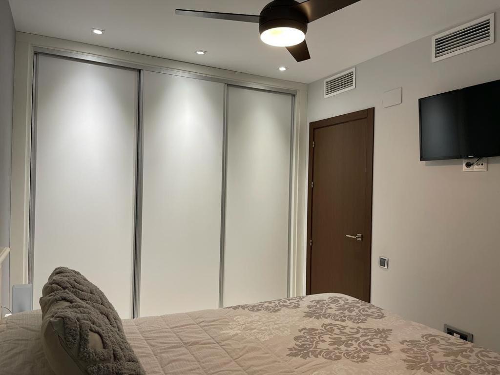 Tecnocordoba II Aparcamiento Privado Gratuito Y Piscina Appartement Buitenkant foto